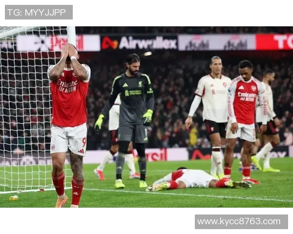 英超赛季回顾曼城轻松取胜枪手意外失利蓝军难敌红魔保持不败 英超赛季回顾曼城轻松取胜枪手意外失利蓝军难敌红魔保持不败